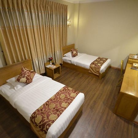 Inle Strand Hotel Nyaung Shwe Bagian luar foto