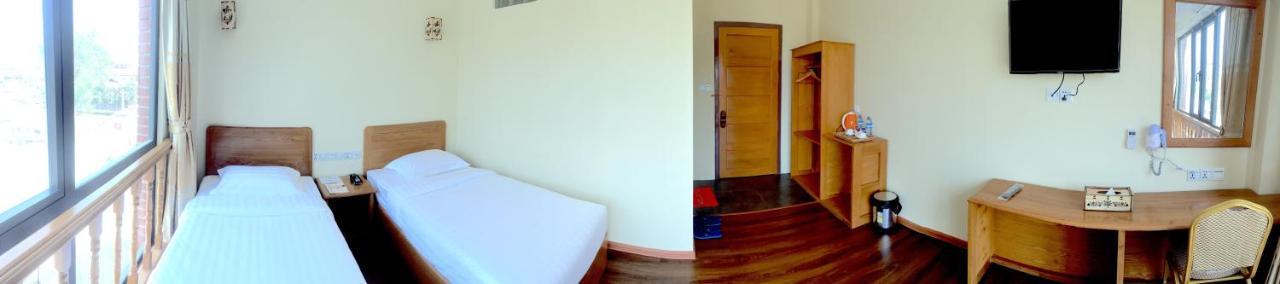Inle Strand Hotel Nyaung Shwe Bagian luar foto