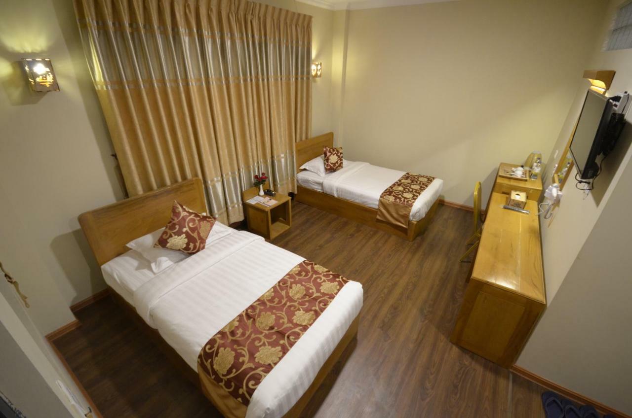 Inle Strand Hotel Nyaung Shwe Bagian luar foto