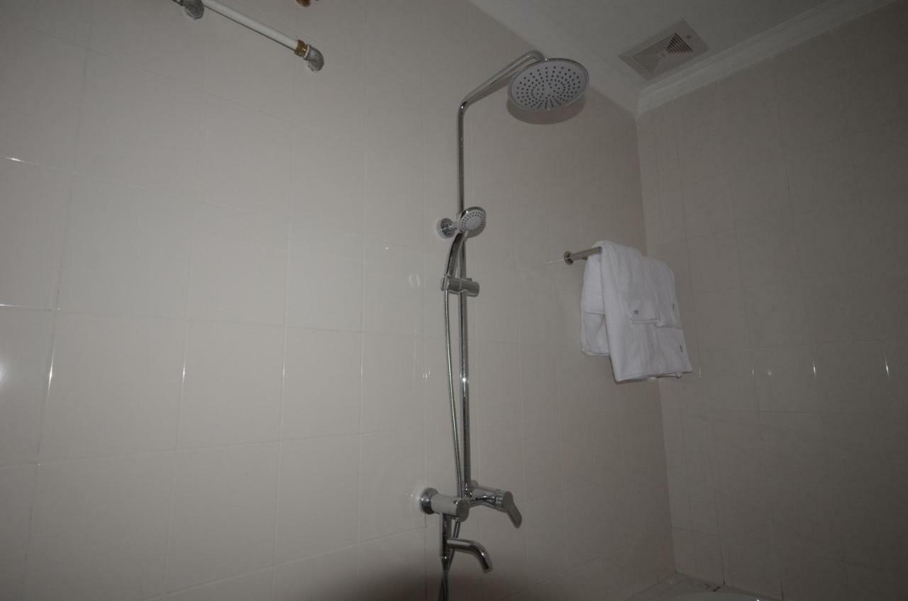 Inle Strand Hotel Nyaung Shwe Bagian luar foto