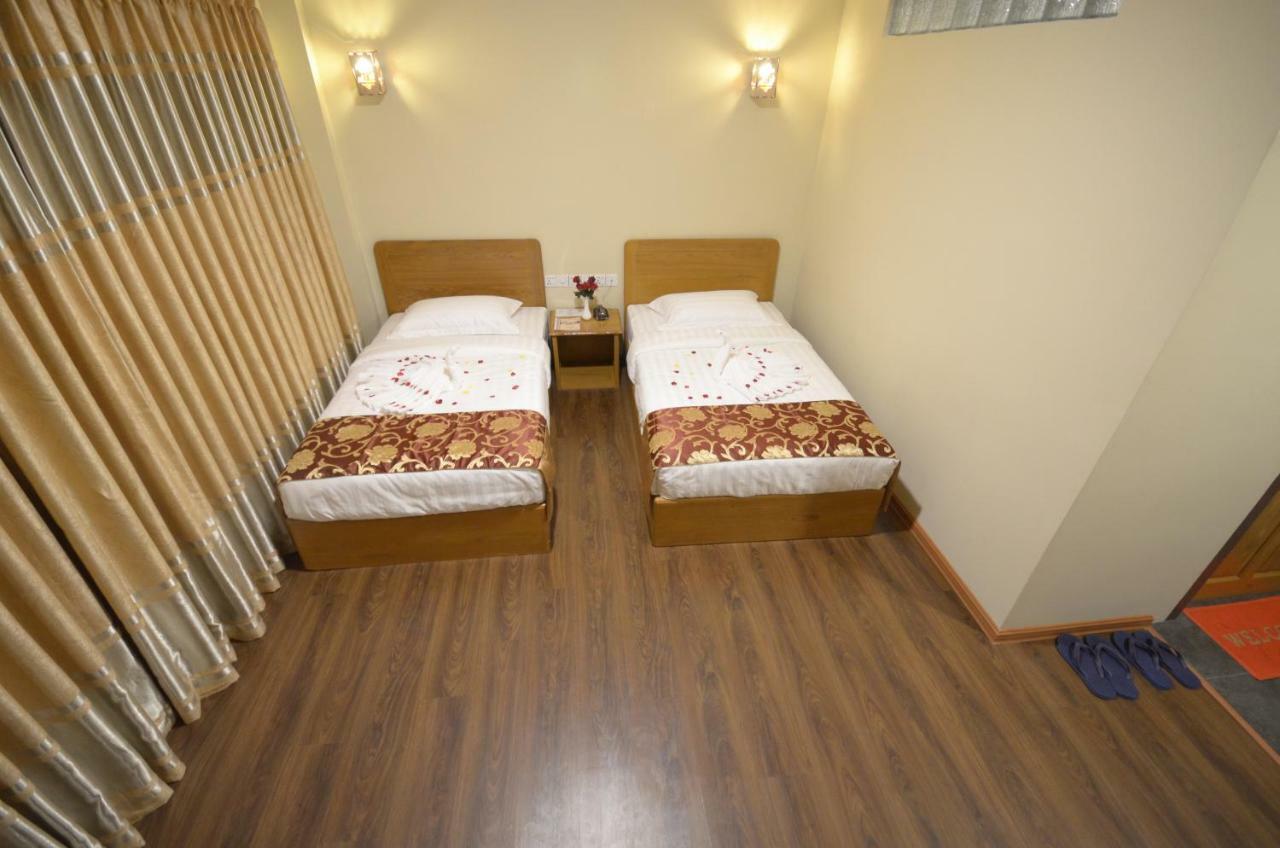 Inle Strand Hotel Nyaung Shwe Bagian luar foto
